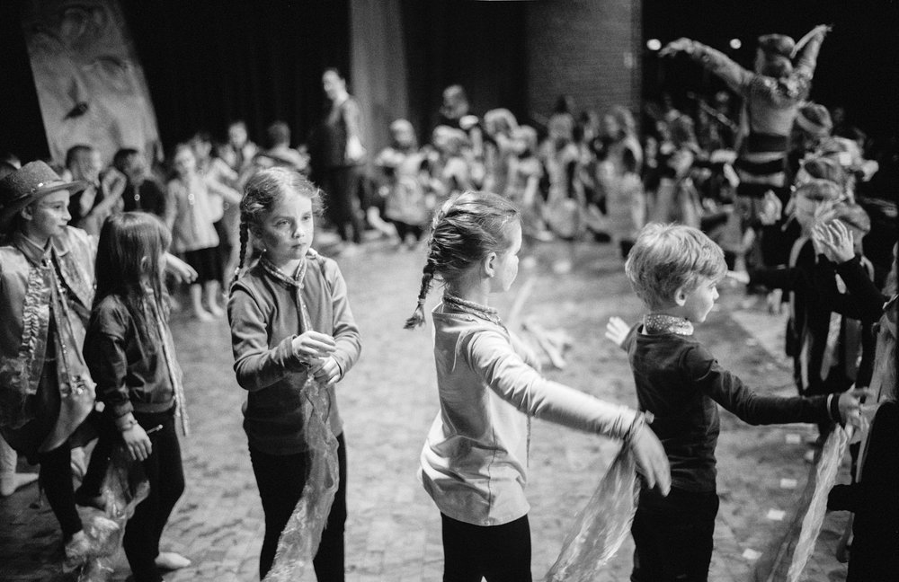   Leica M6 TTL with 35mm Summilux at f/1.4 and 1/125s, Kodak TMax 400  